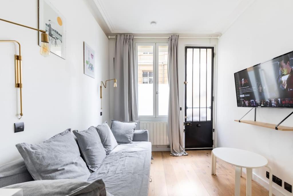 Gaite Montparnasse : Magnifique Studio パリ エクステリア 写真